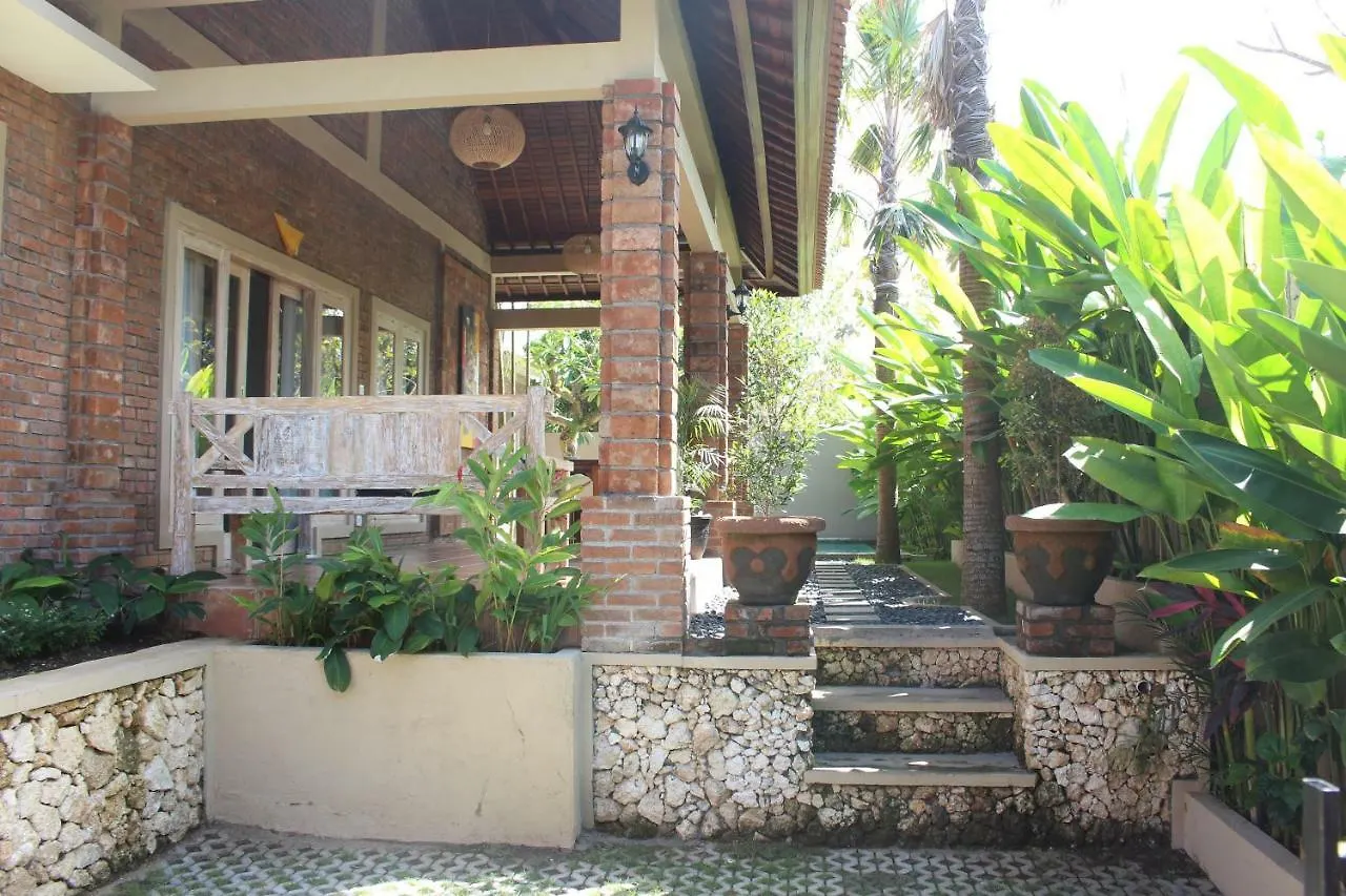 Villa Mayong Uluwatu  Uluwatu (Bali)