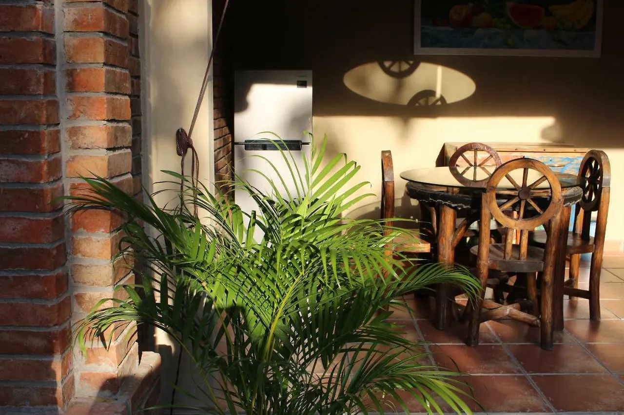 Villa Mayong Uluwatu  Uluwatu (Bali)
